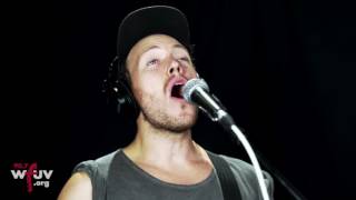 Savoir Adore - &quot;Savages&quot; (Live at WFUV)