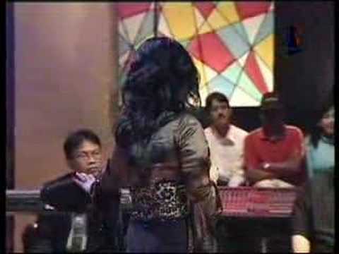 Dodo Zakaria & Vina Panduwinata - Aku Cinta Kepadamu