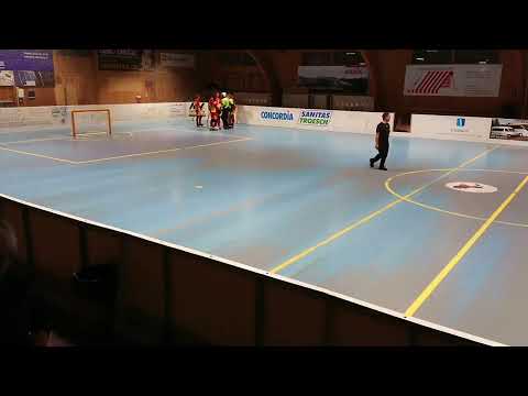 Meisterschaft Playoff Final U-20 RSC Uttigen - RHC Wimmis 04.05.2022 Spiel 1