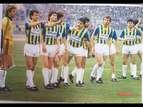 1988-1989 Şampiyon Fenerbahçe, 12.Hafta Fenerbahçe 2 - 0 Sakaryaspor, 13. Malatyaspor 1-1 Fenerbahçe