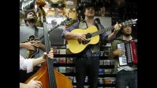 Mumford And Sons - Sigh No More - Rare Live Acoustic