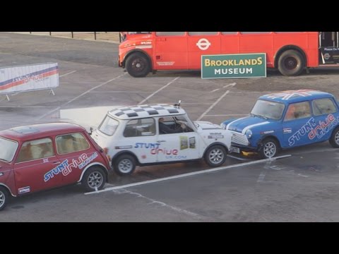 Watch the tightest parallel park world record