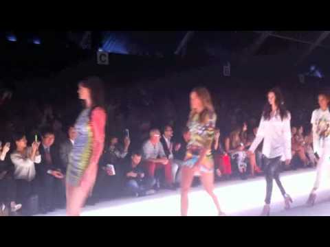 SFILATE DONNA MILANO SS2013 - JUST CAVALLI