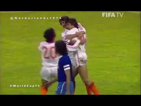 Krol assist, Cruyff goal (2-0) vs Brazil #WorldCup74