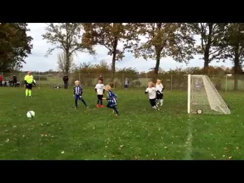 Sammendrag 2. halvleg af 2-1'eren imellem S.F.B og Sanderum 30. okt. 2016 årgang 2007