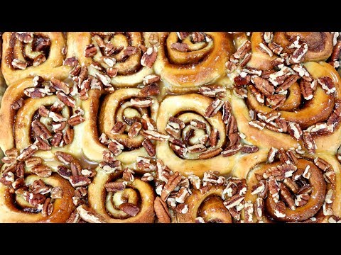 CARAMEL PECAN STICKY BUNS!