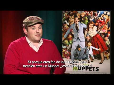 Jason Segel y Walter en entrevista con Alex Medela sobre The Muppets
