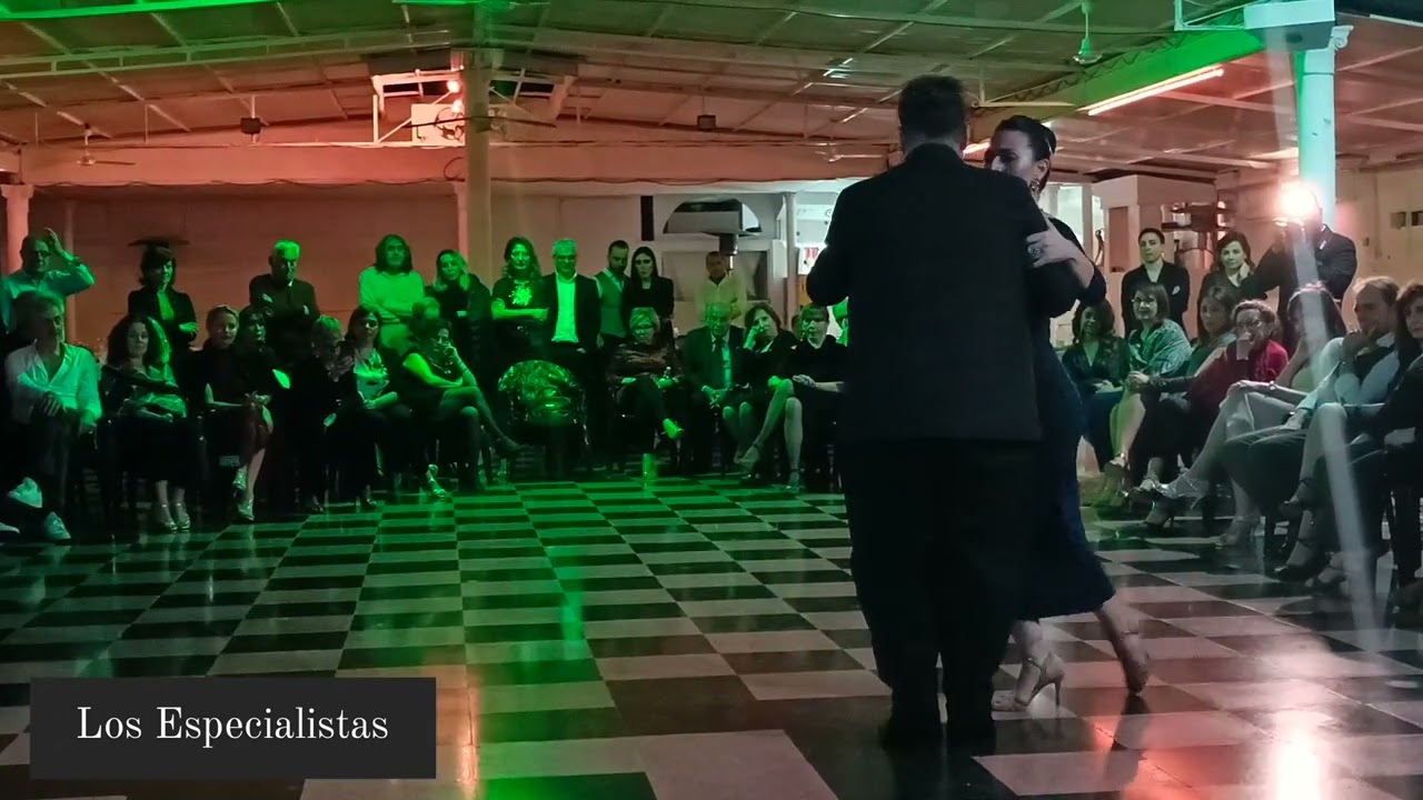 Video thumbnail for Seba Bolivar y Cynthia Palacios @ Salerno 21 ABRIL 2023 4/4