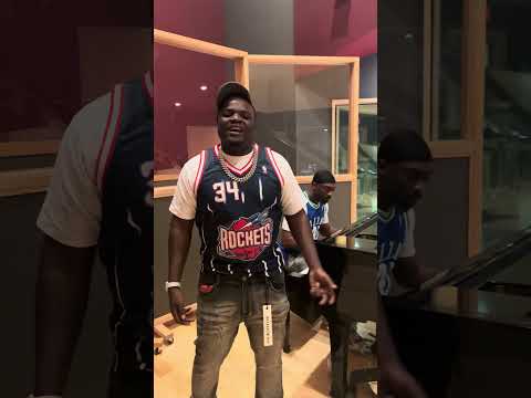 TTOD Bumpy Johnson sing his remake of “Wanna be a baller” live w/ the piano  ft Tye Harris