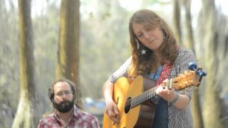 Amanda Platt & The Honeycutters 