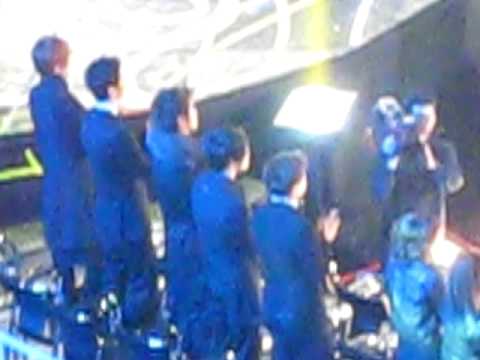 [Fancam] MKMF 08.11.15 - Happy, clapping DBSK ^^