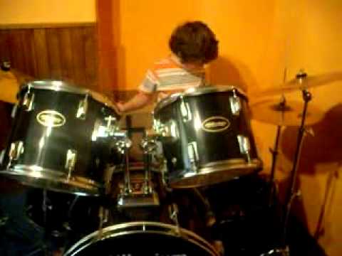 Aaron 6 years old, Drum Cover_ Venia- The Blood of the Lamb _xvid.avi