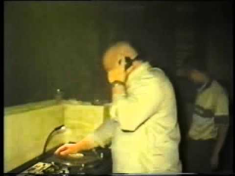 TECHNOLOGY-CLUB  //  01.12.2001  //   Teil 3/3  //  Schallwerk HH