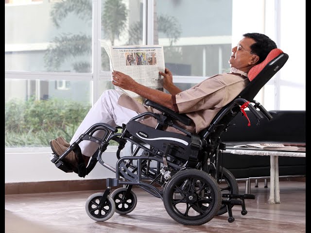 كرسي متحرك خفيف الوزن وقابل للطي قابل للإمالة إلى الخلف  موديل( VIP 515)