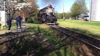 preview picture of video 'Southern 630 arriving at Spencer, NC 4/13/13'