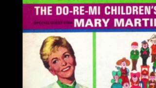 Mary Martin Sings Feed the Birds from Mary Poppins