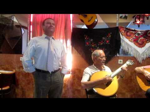 MANUEL VIEIRA FADO, NO RESTAURANTE SÃO JOÃO, EM SÃO COSME, GONDOMAR