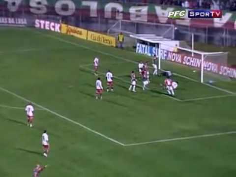 Bruno Rodrigo, de cabeça, faz o gol da Lusa no Canindé