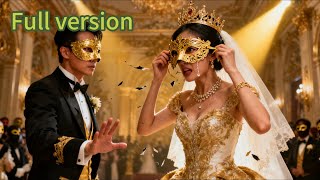 The princess, disguised as a clown, unexpectedly meets her true love.#240311qjB2