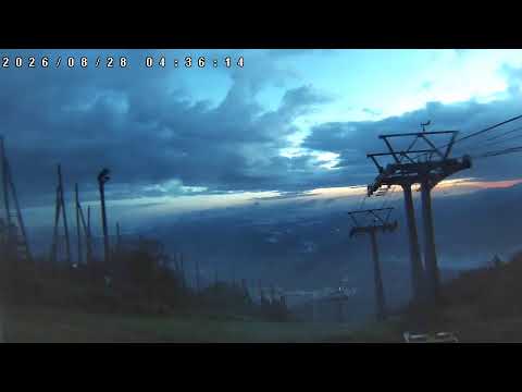 安比ゴンドラ山頂駅舎より (Gondola Summit Station, live)
