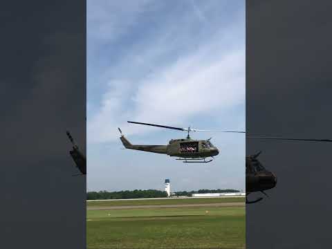 (Sound On!) Huey UH-1 Iroquois #shorts #aviation #helicopter #military #aircraft #vietnam #usaf