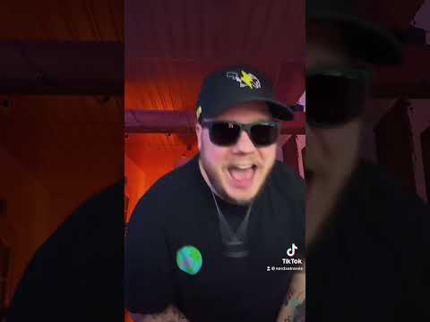 Ich glaub ich mag den Song 😄⚡️ #nerdsatraves #newmusic #dancemusic #remix