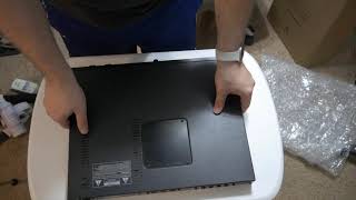 Video thumbnail for Roland JV-880 Synth Module Unboxing and Presets by TheGrizzledMusician