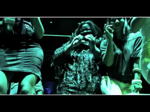 MADEMOISELLE LUNA & MISS AUTUMN LEAVES - Move Up & Down (Short Radio Edit)