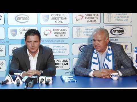 PANDURII TV / PREZENTAREA OFICIALĂ A NOULUI PREŞEDINTE AL CLUBULUI PANDURII, NARCIS RĂDUCAN