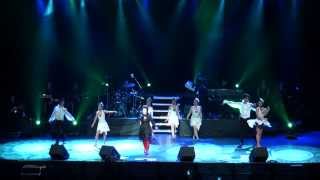Su Rui (Julie) Concert 蘇芮演唱會 November 30, 2013, 牽手 Holding Hands