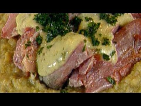 How to Cook Ham Hocks in Mustard Sauce