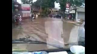 preview picture of video 'banjir di pondok duta'