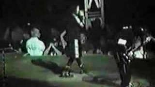 KoRn - 10 - Let&#39;s Get This Party Started (USA - 2000)