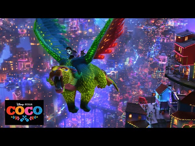 Vídeo relacionado con Disney Pixar Coco Day of the Death Dante 15 pulgadas Plush