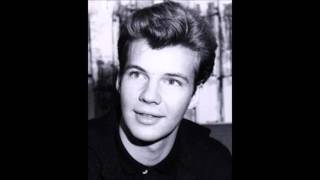 Walkin' With My Angel   BOBBY VEE