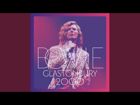 Videoclip de The Man Who Sold The World (Live, Glastonbury, 2000) — David Bowie