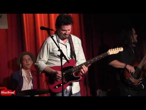 MIKE ZITO • I Wouldn't Treat A Dog (The Way You Treated Me) • City Winery NYC 5/14/19