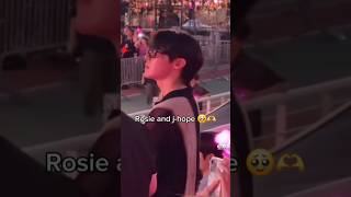 Download lagu Jhope admiring Rosé like a friend 🥹😭 #rosé #jhope #fypviralシ #ytshorts #blqckpink @roses_are_rosie mp3