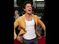 Steven Strait 