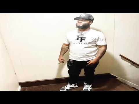 Shizzy Makk Ft Boss Bellz  - Chase Dat Bag