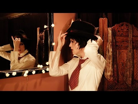 @EMBERHONEY Smoke (Official Music Video)