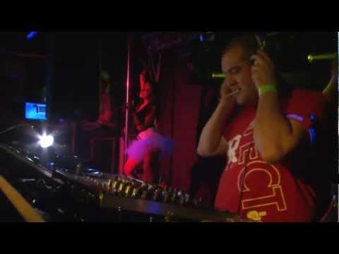 INSOMNIA MUSIC CLUB PRAHA - JERRY ROPERO with NARANY - LIVE