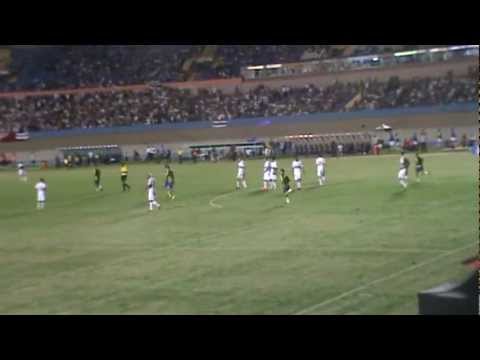 Gol de falta Egídio - Goias 2 x 2 São Paulo - 23/05/2012