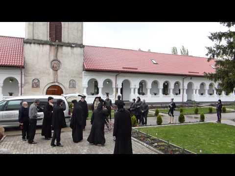 Inmormantarea Pr Visarion de la Manastirea Jercalai la Manastirea GHIGHIU