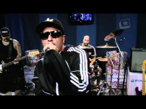 Pavilhão 9 em "Mandando bronca" no Estúdio Showlivre 2012