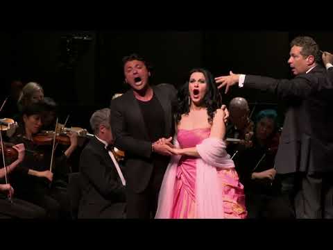 Angela Gheorghiu & Vittorio Grigolo - Tosca Love duet Act 1