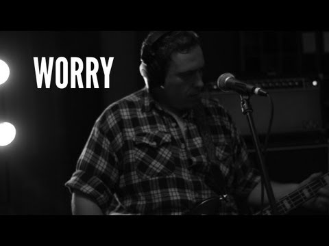 Bearhunter - Worry (Live from Quiet Country Audio)