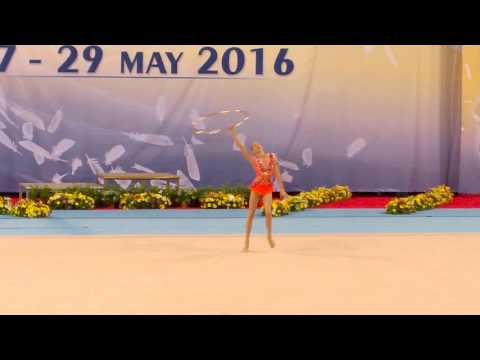 Madlen Radukanova hoop Sofia 2016