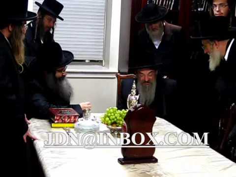 Lelover Rebbe visting Spinka Rebbe Shvat 5770