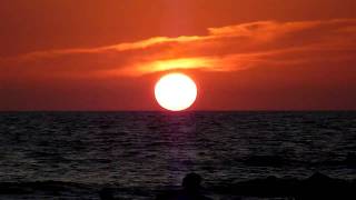 preview picture of video 'Goa Sunset Arambol India January 2009'